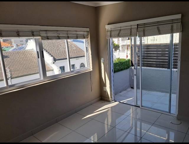 2 BEDROOM PROPERTY TO RENT IN GREEN POINT
